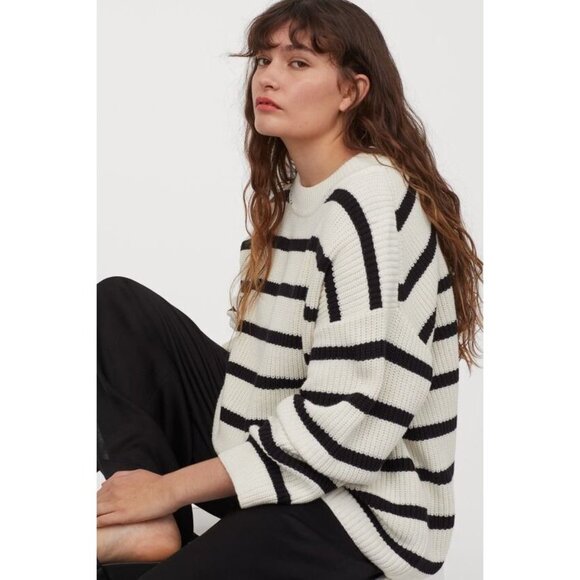 H&M Ivory Black Striped Cotton Chunky Rib Knit Crew Neck Loose Sweater, Size XS - Picture 1 of 15